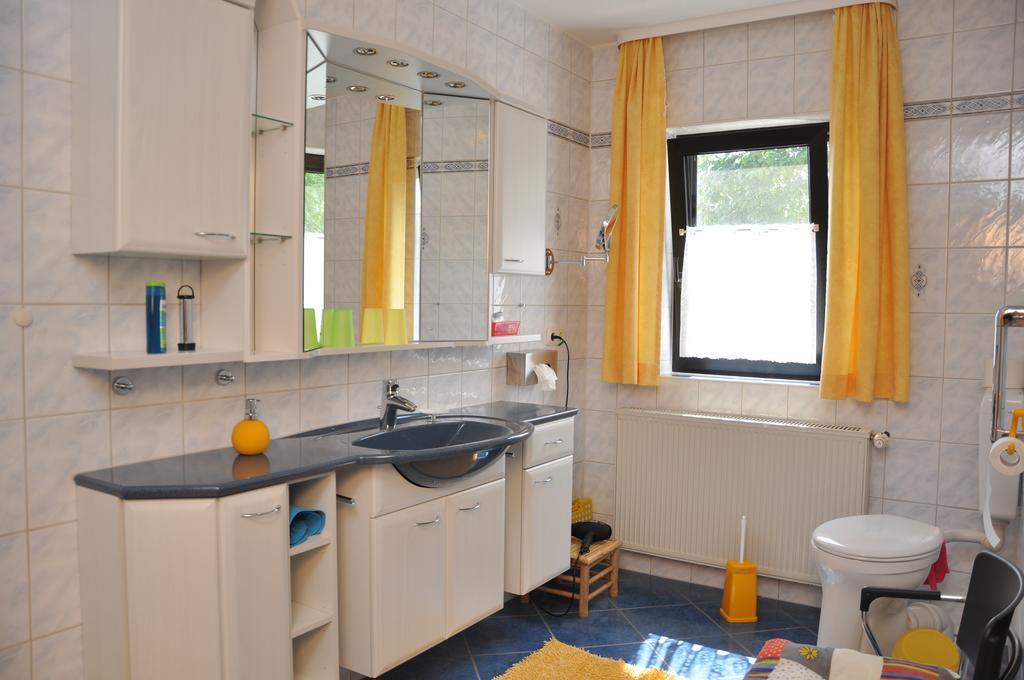 Hotel Haus Orchideental Jena Room photo